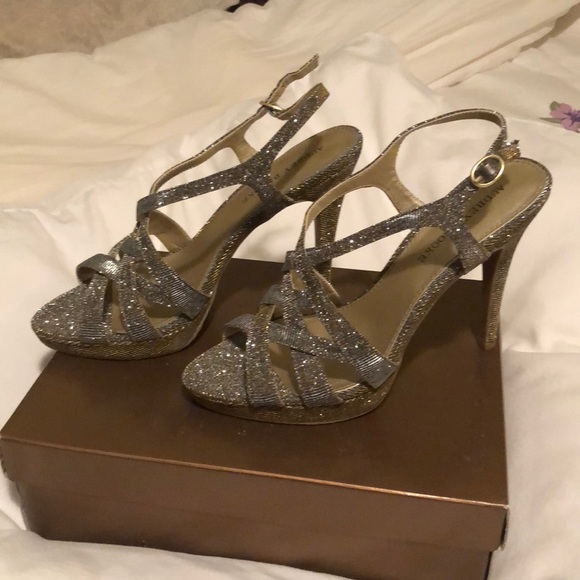 Audrey Brooke Heels - Picture 2 of 3
